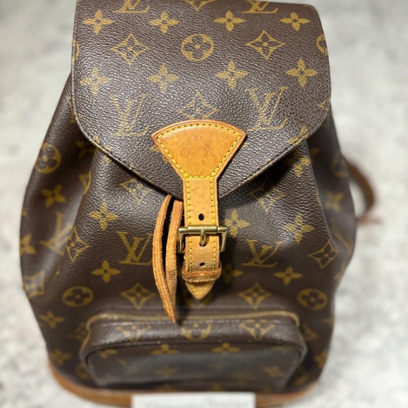 Monogram Montsouris Backpack MM - Picture 2 of 5